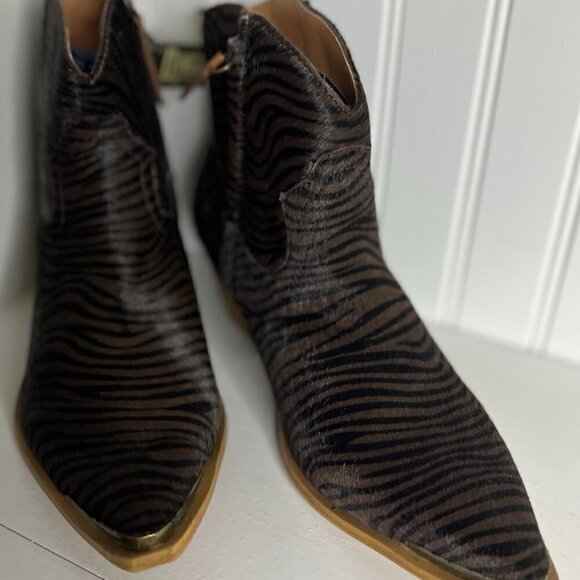 Dingo Hairy Up Genuine Calf Hair Western Boot Brown Zebra size 8 - Picture 7 of 8
